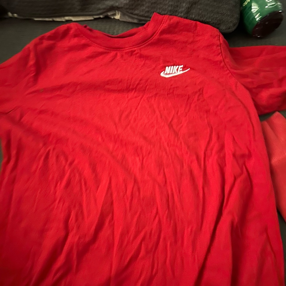 Nike tee